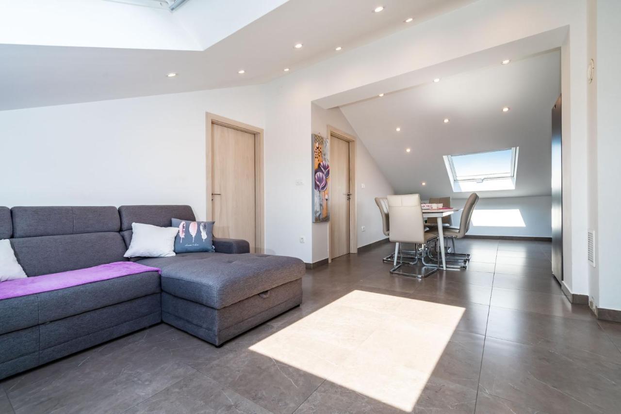 Apartman Dunatov Preko Exterior foto
